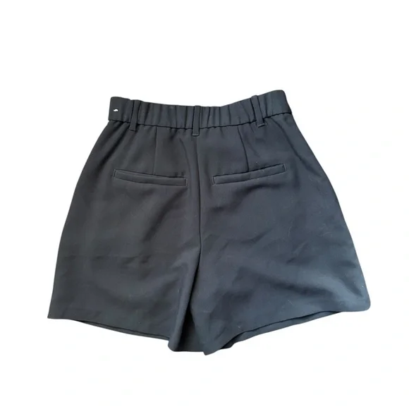 Abercrombie & Fitch shorts - Picture 3 of 3
